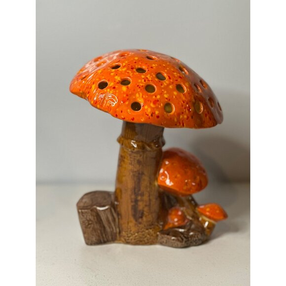 VTG Unknown Brand Ceramic Orange Mushroom With Perforated Design MCM Decor Style - Picture 1 of 9